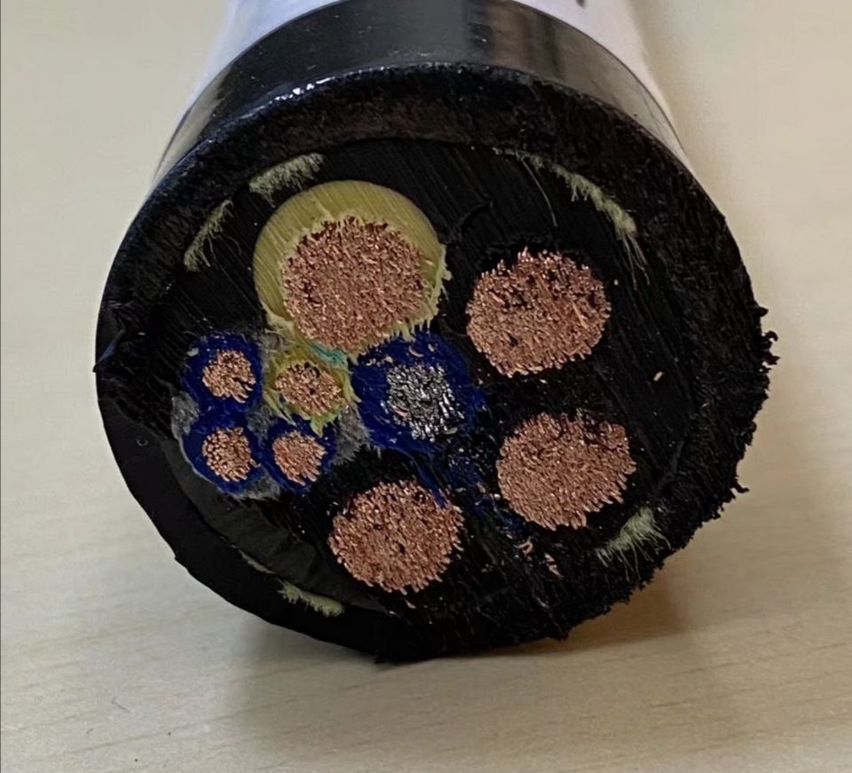 GDTLHFTRP高柔性拖链<a href='//m.rowplanting.com/www/productslist.asp?classid=6'>屏蔽电缆</a> GDTLHFTRP高柔性拖链屏蔽电缆